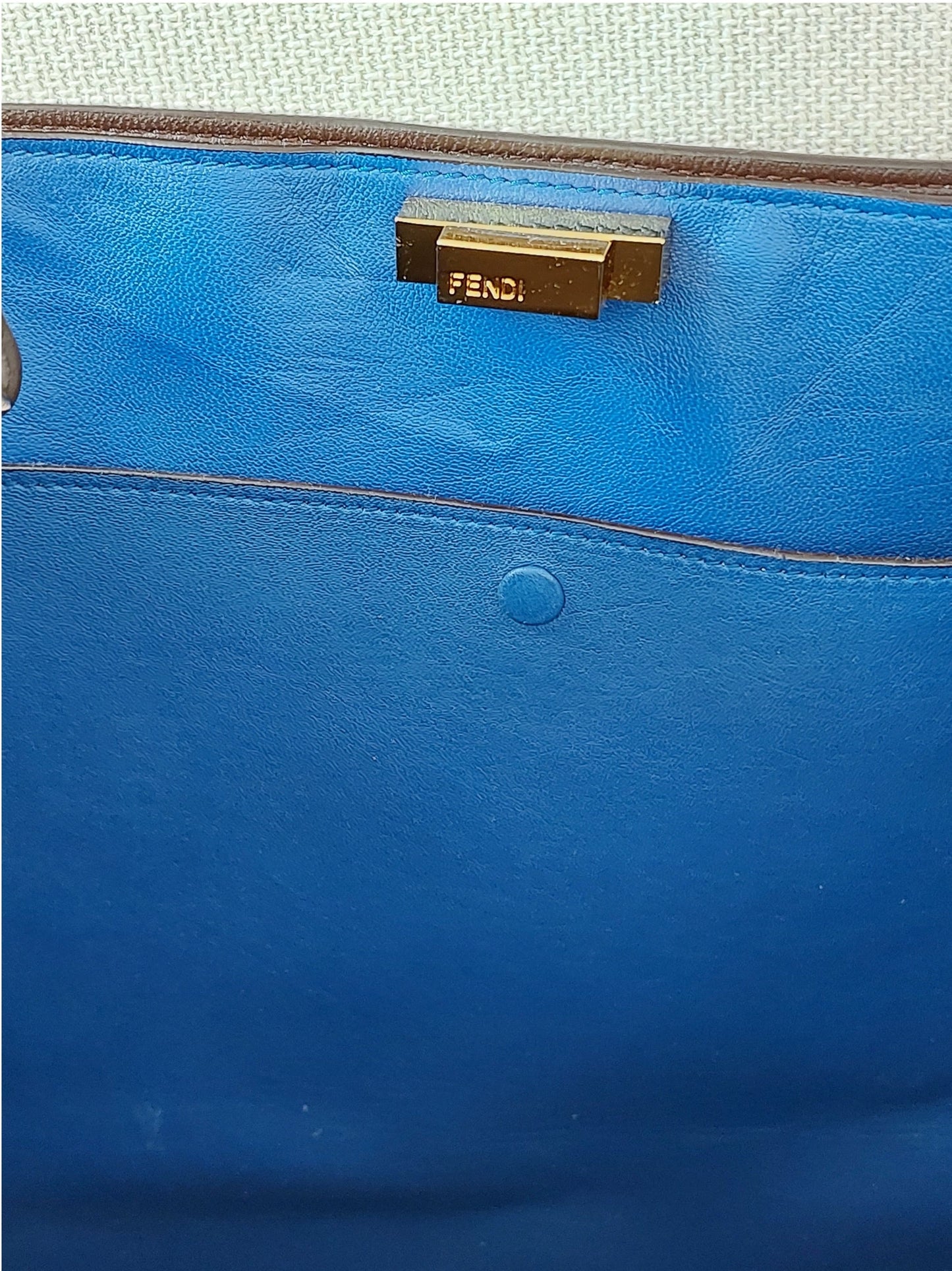Woman Handbag Vintage Large Tote Fendi Preloved Pre-owned Peekaboo Beige Color Leather