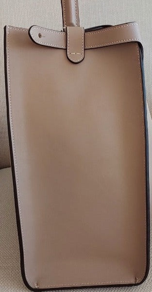 Woman Handbag Vintage Large Tote Fendi Preloved Pre-owned Peekaboo Beige Color Leather