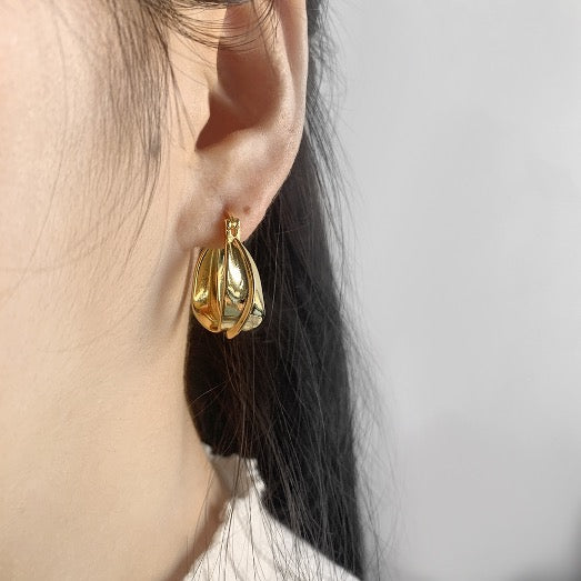 Earrings Hoops Twisted Yellow Color Gold Plated