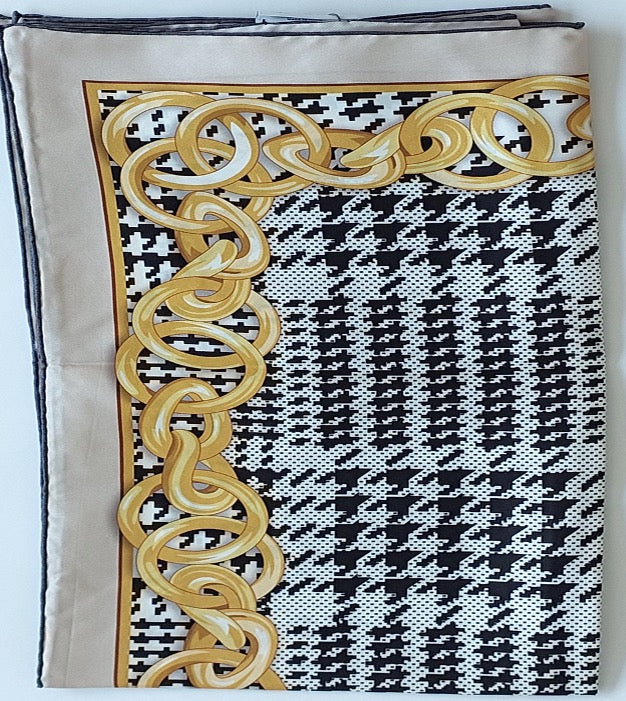 Great Gift 2PCS for Woman Silk Scarf and a Zirconia Butterfly Brooch Chain Print Black White Yellow Colors Box Packaging
