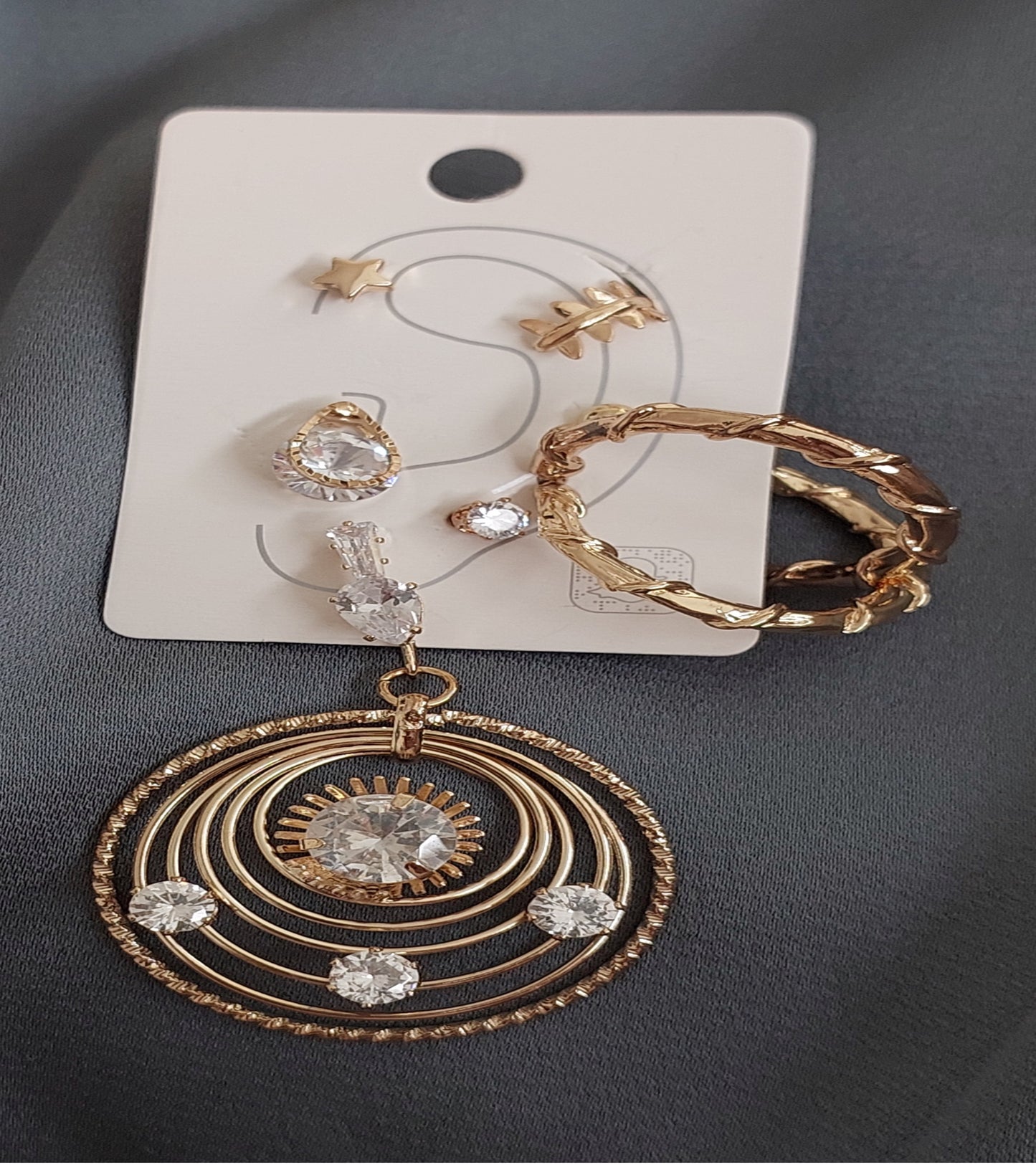Great Gift Jewelry Set 4 pieces Bracelet Necklace Earrings Ring Asymmetric Style Gold Color Zircon