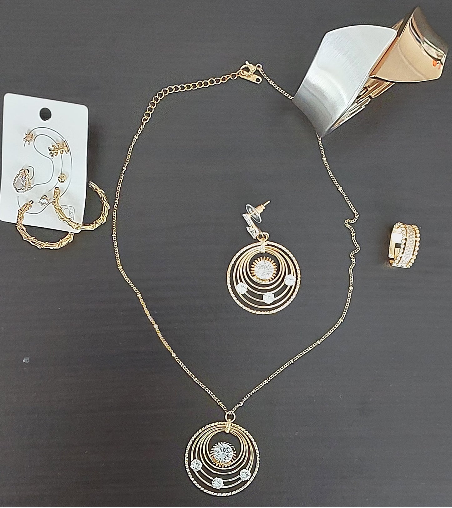 Great Gift Jewelry Set 4 pieces Bracelet Necklace Earrings Ring Asymmetric Style Gold Color Zircon