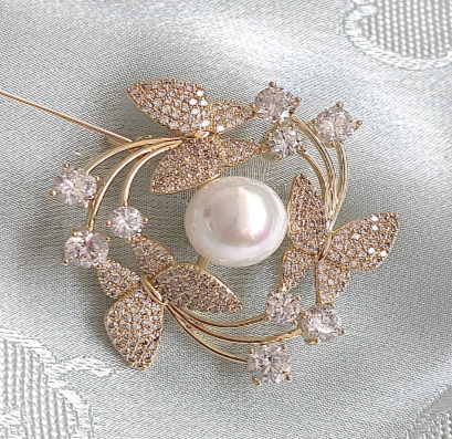 Brooch Butterflies Pearl Gold Color Zirconia 3AAA Stones