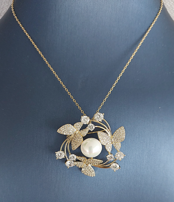 Brooch Butterflies Pearl Gold Color Zirconia 3AAA Stones