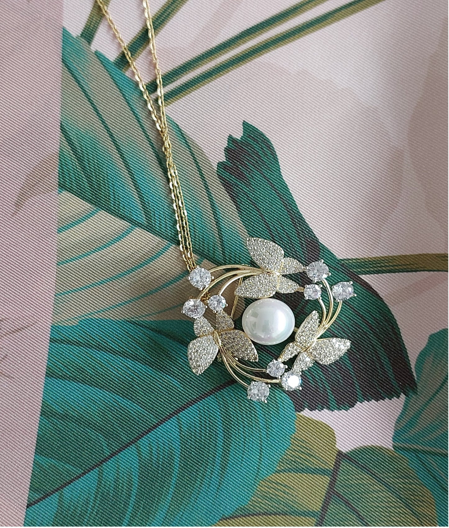Great Gift 2PCS for Woman Silk Scarf and Zirconia Pearl Brooch Flower Print Pink Green Colors Box Packaging