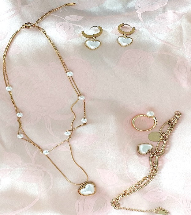 Great Gift Jewelry Set 4 pieces Bracelet Double Layered Necklace Earrings Ring Pearl Heart Love Shape Gold Colour