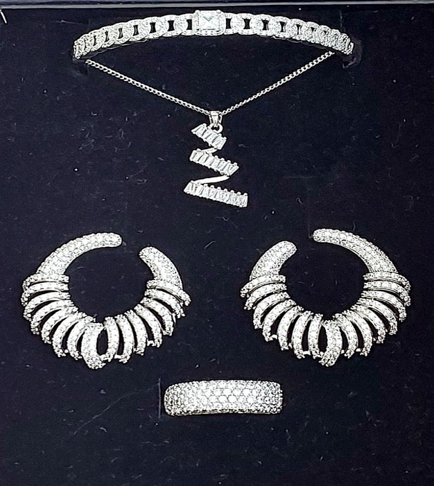 Great Gift Jewelry Set 4 pieces Bracelet Necklace Earrings Ring Semi Circles Design White Gold White Diamond Zircon Gift box