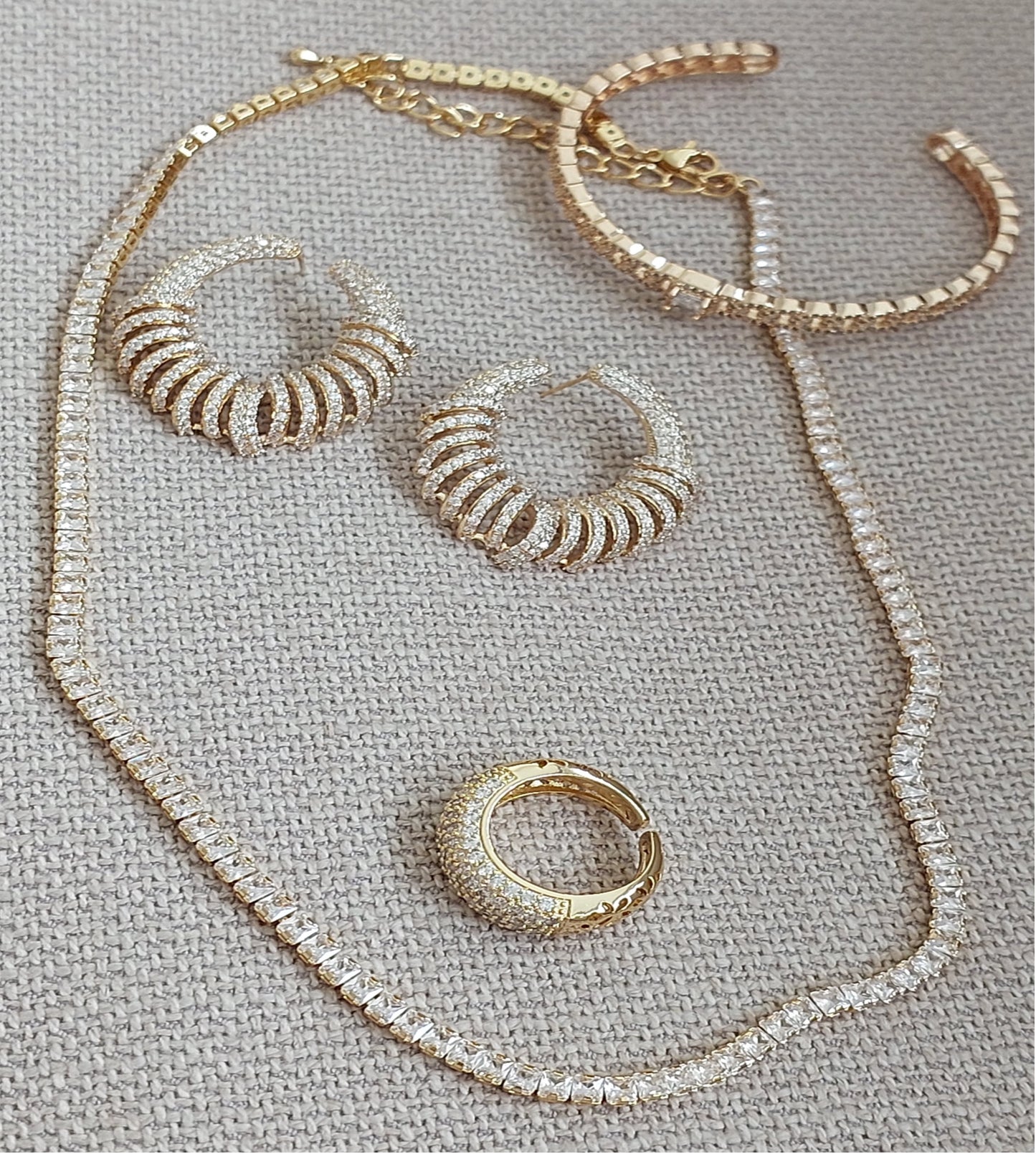 Great Gift Jewelry Set 4 pieces Bracelet Necklace Earrings Ring Semi Circles Design Yellow Gold White Diamond Zircon Gift box