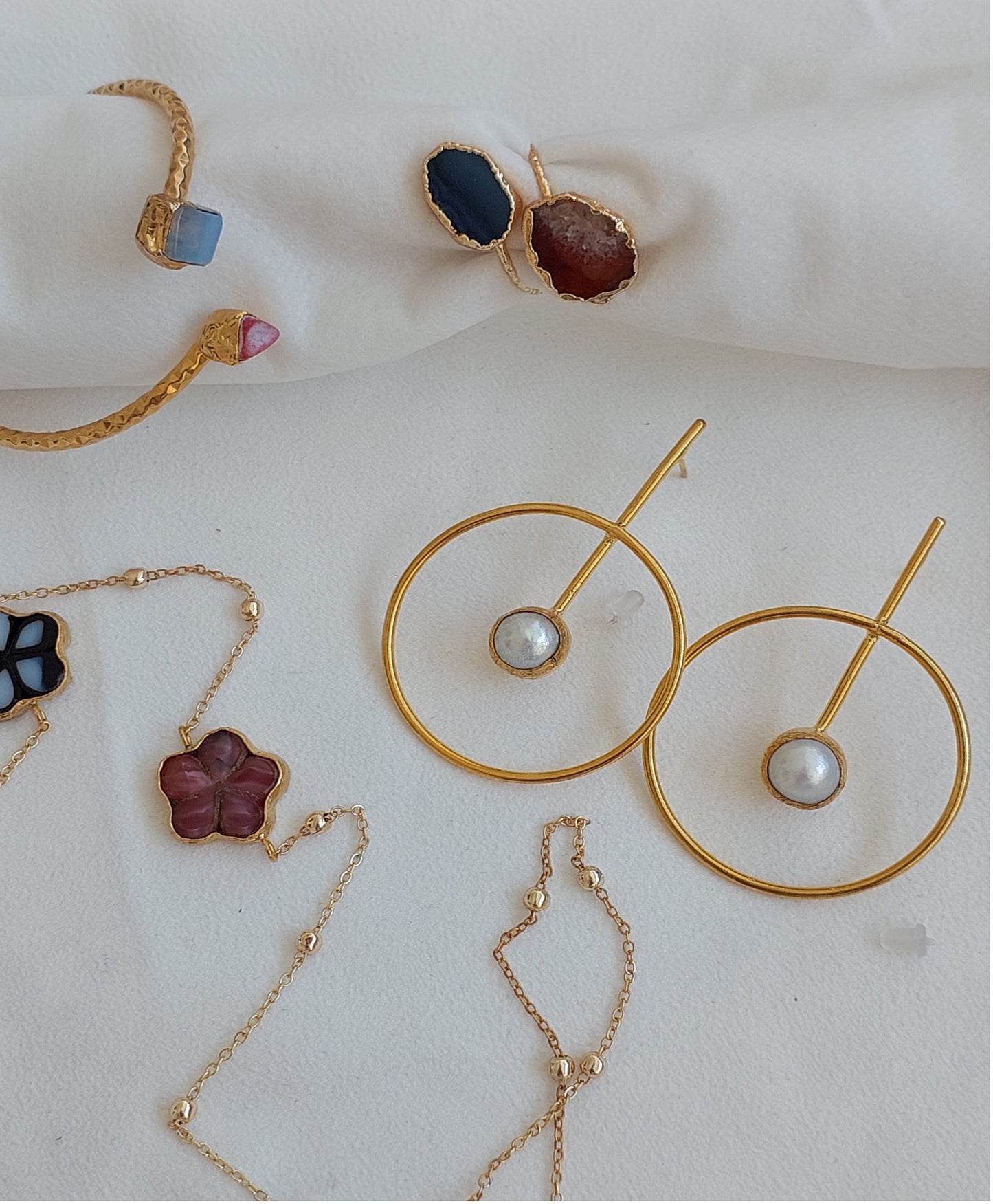 Jewelry Set Necklace Bracelet Earrings Ring 4 pieces Handmade Gemstones Multicolor Quartz Pearl Great Gift for Woman