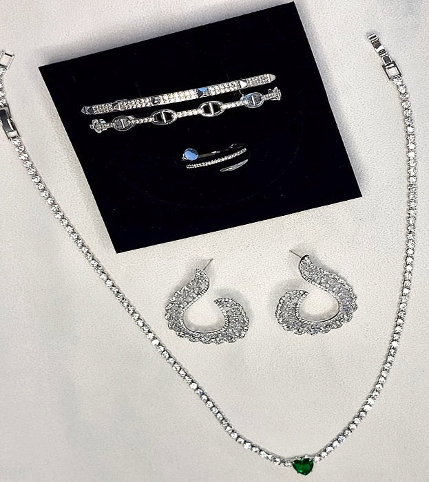 Jewelry Set 4 pieces Bracelet Necklace Earrings Ring Fashion Designer Style White Gold Color Diamond Emerald Zircon Great Gift