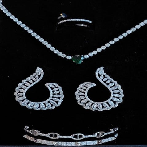 Jewelry Set 4 pieces Bracelet Necklace Earrings Ring Fashion Designer Style White Gold Color Diamond Emerald Zircon Great Gift