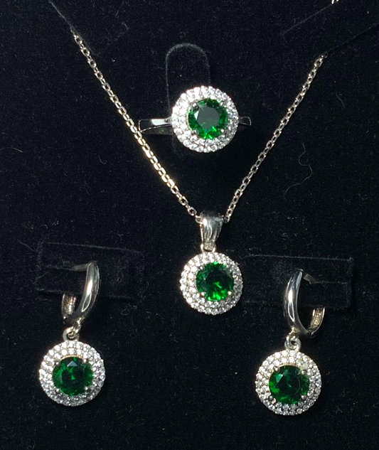 Jewelry Set Emerald Necklace Ring Earrings Silver S925 Green Color Zircon