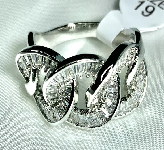 Ring Design Chain Shape White Gold Color Zirconia