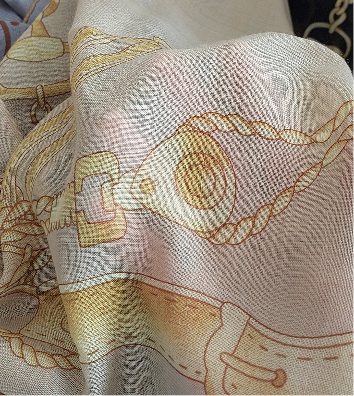 Woman Shawl Light Weight Cashmere and Silk 140 cm Black Grey Pink Yellow Colors Great Gift for Her