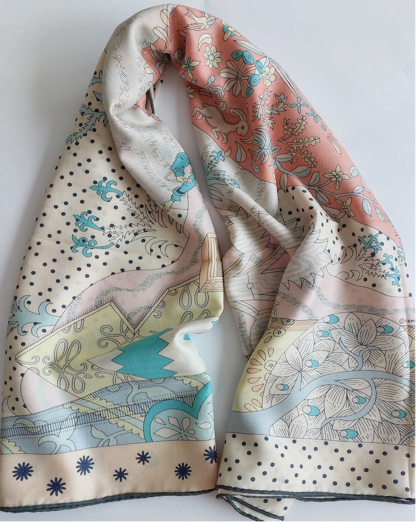 2 Woman Pre-Loved Shawl Vintage Hermès Pre-owned Used "Premier Chant " 140 Cashmere and Silk Green Pink Bois de Rose