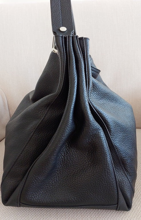 Tolles Geschenk für Damenhandtasche, groß, Hobo-Stil, schwarze Farbe, echtes Echtleder, silberfarbene Accessoires