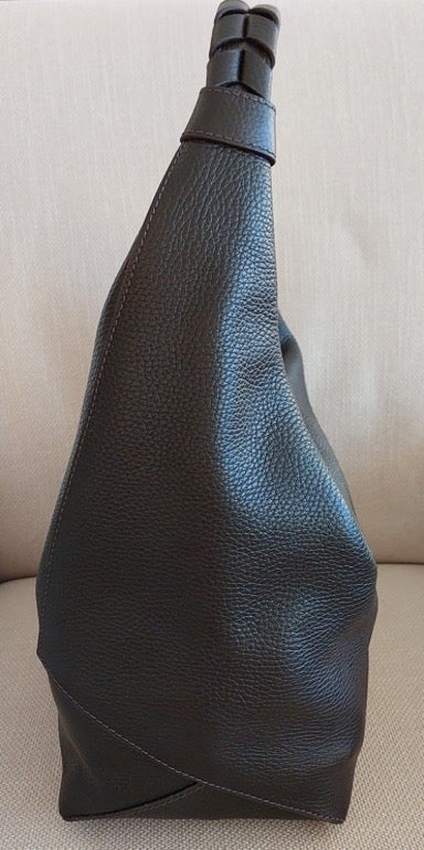 Great Gift Woman Handbag Hobo Style Khaki Tan Color Genuine Real Leather Gold Accessories