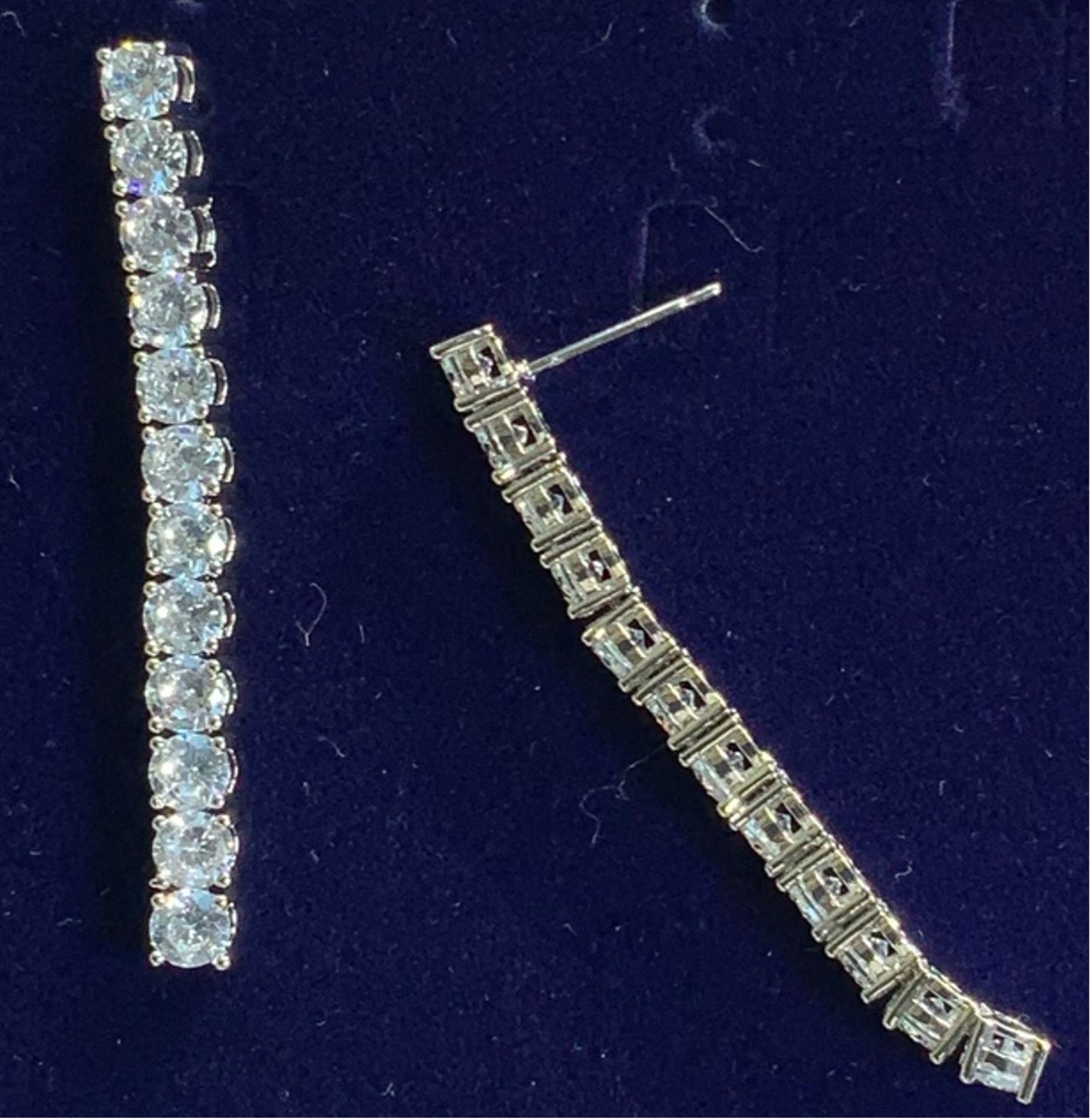 Pendientes 12 Circonitas Cúbicas Color Oro Blanco 3AAA