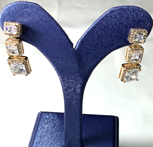 Pendientes Estilo Diseñador Cuadrados Color Oro Amarillo Circón 3AAA