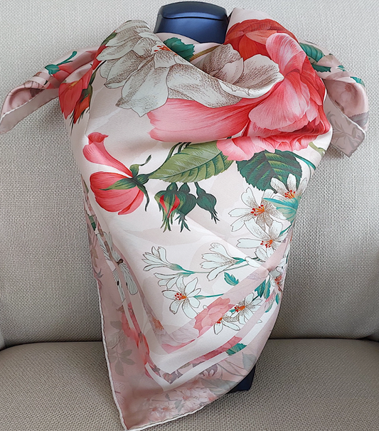 Great Gift 2PCS for Woman Silk Scarf and Zirconia Pearl Brooch Flower Print Pink Green Colors Box Packaging