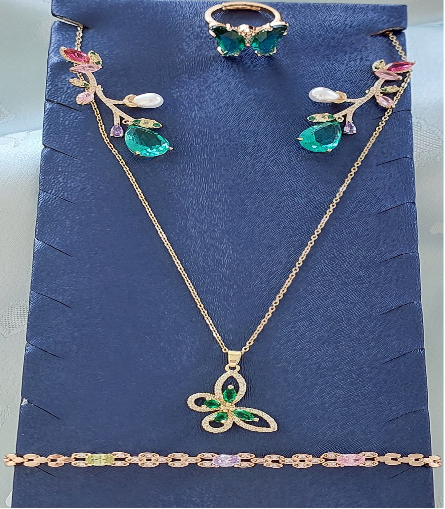 Ohrringe Multi-Circles Goldfarbe Zirkonia