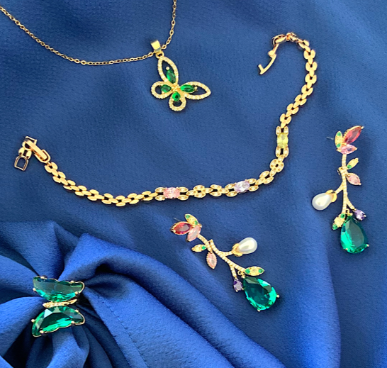 Ohrringe Multi-Circles Goldfarbe Zirkonia
