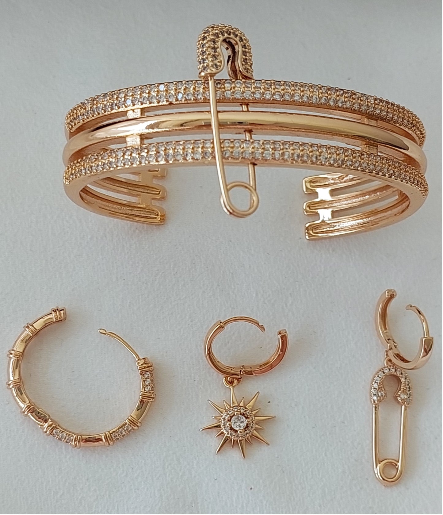 Jewelry Set 3 pieces Cuff Bracelet Necklace Earrings 3 in 1 Style Yellow Gold Color Diamond Zirconia Pin