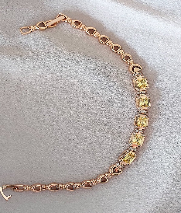 Ohrringe Multi-Circles Goldfarbe Zirkonia