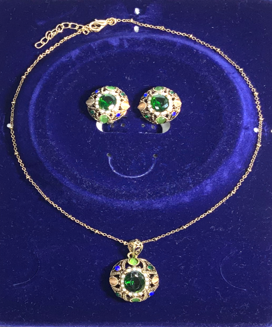 Jewelry Set Baroque Style Emerald Cabochon Gold Color Plated Necklace Earrings Oval Style