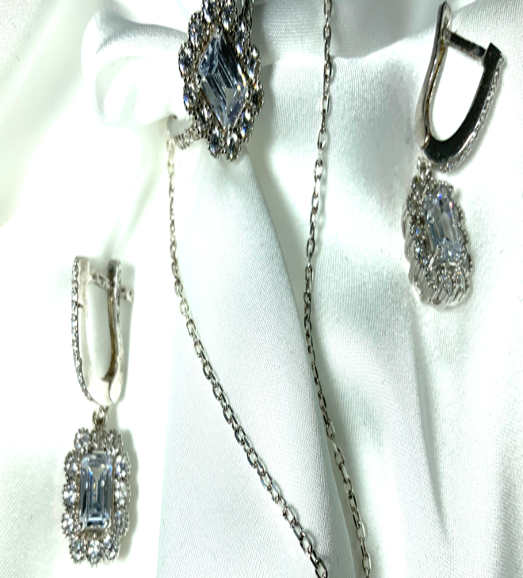 Conjunto de Joyas Color Blanco Zircon Collar Anillo Pendientes Plata S925