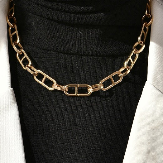 Collar Cruz Cadena Clavica Acero Inoxidable Color Oro Amarillo