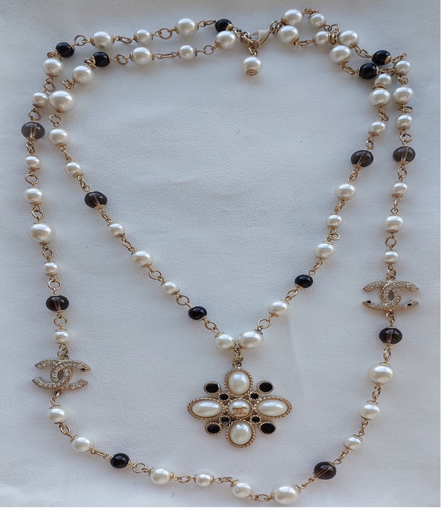 Collar Sautoir Preloved Rare Double Layered Pearl Crystal Stones Gran regalo para mujer