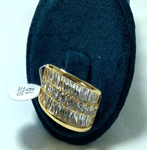 Ring baguette Design Gold Color Zirconia