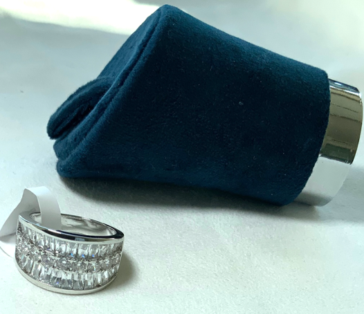 Ring baguette Design Gold Color Zirconia
