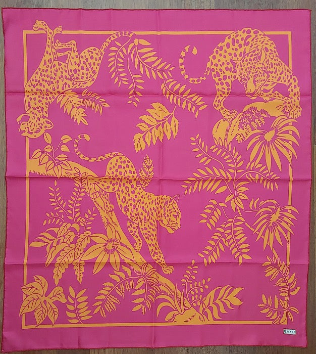 Geliebter Damenschal aus Seide Vintage "Palms Square" in Creme und Rot Burgunderfarben