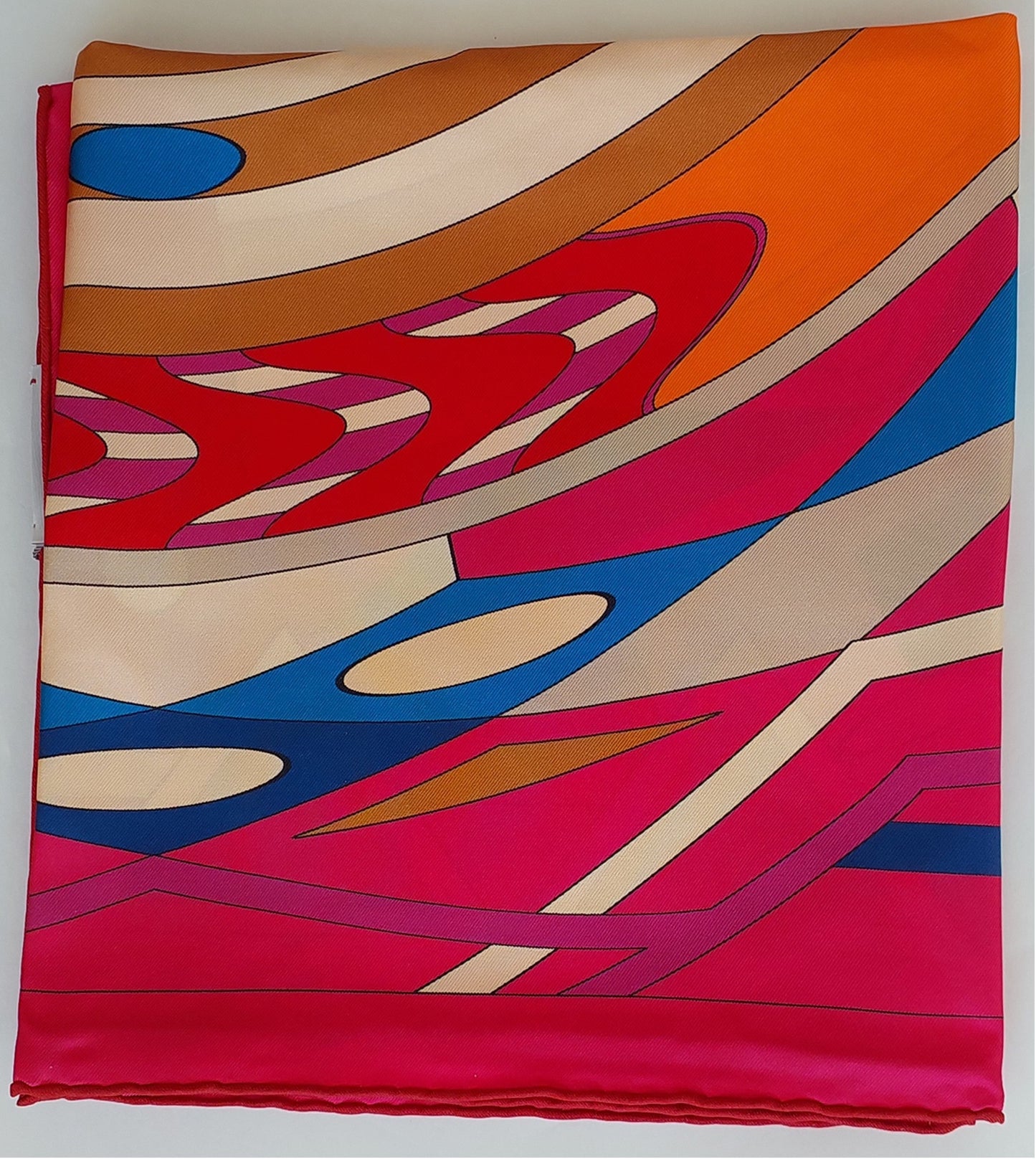 Geliebter Damenschal aus Seide Vintage "Palms Square" in Creme und Rot Burgunderfarben