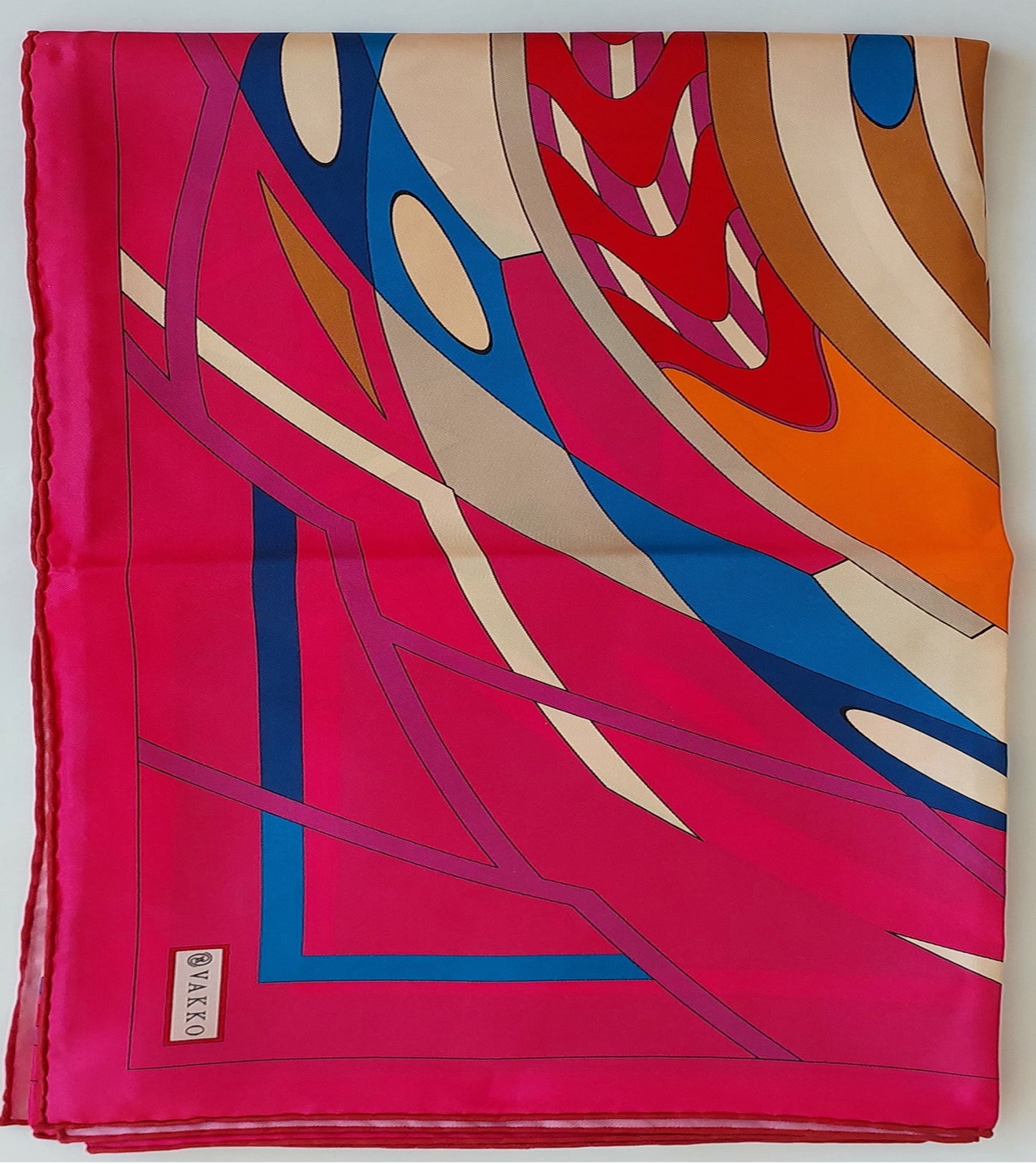 Geliebter Damenschal aus Seide Vintage "Palms Square" in Creme und Rot Burgunderfarben