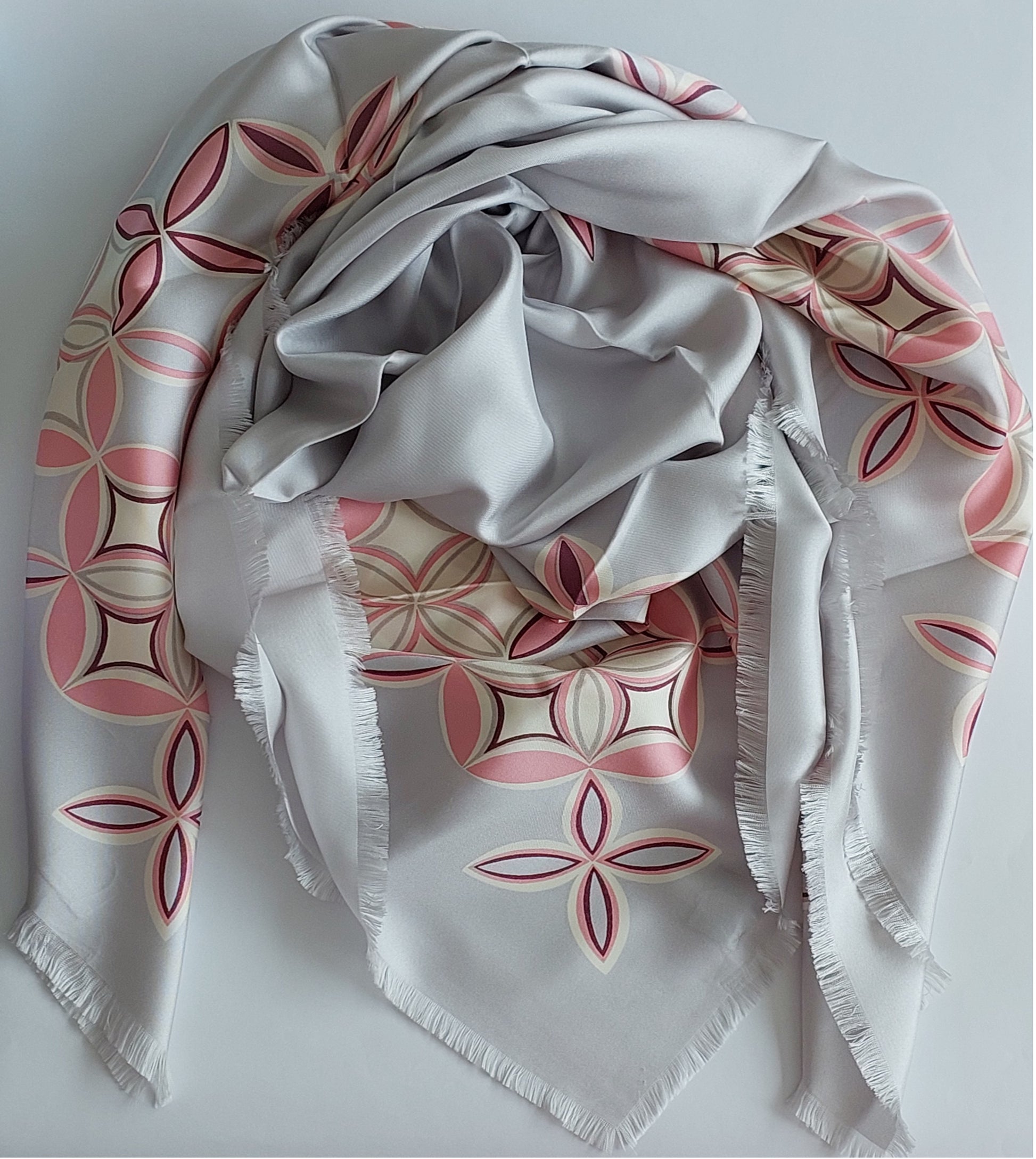 Louis Vuitton Scarf Pink 100% Silk Ribbon Women's